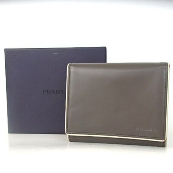 Authentic PRADA wallet leather [Used] - Picture 1 of 1